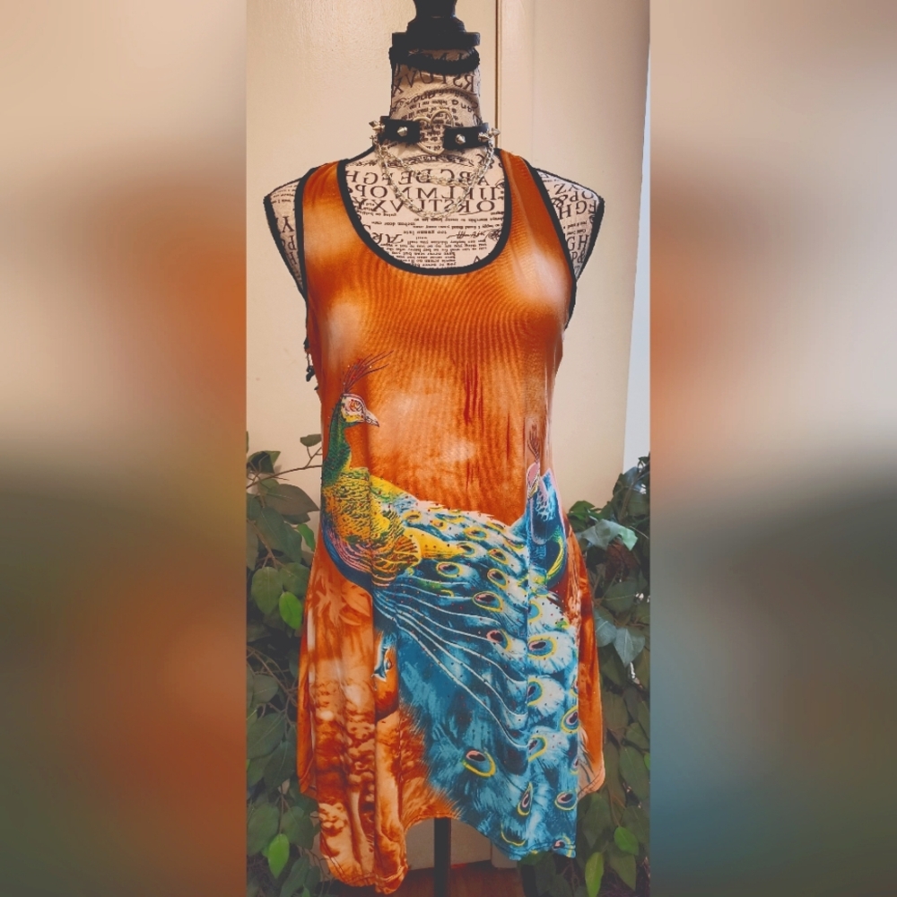 Vibrant Peacock Tank Top. Does Have A Rip Which Is Shown (Can Be Sewn)